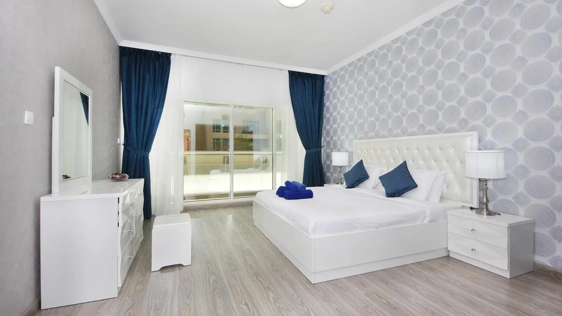 New Arabian Burj Al Nujoom Downtown Dubai 1 Br Apartment 0*,