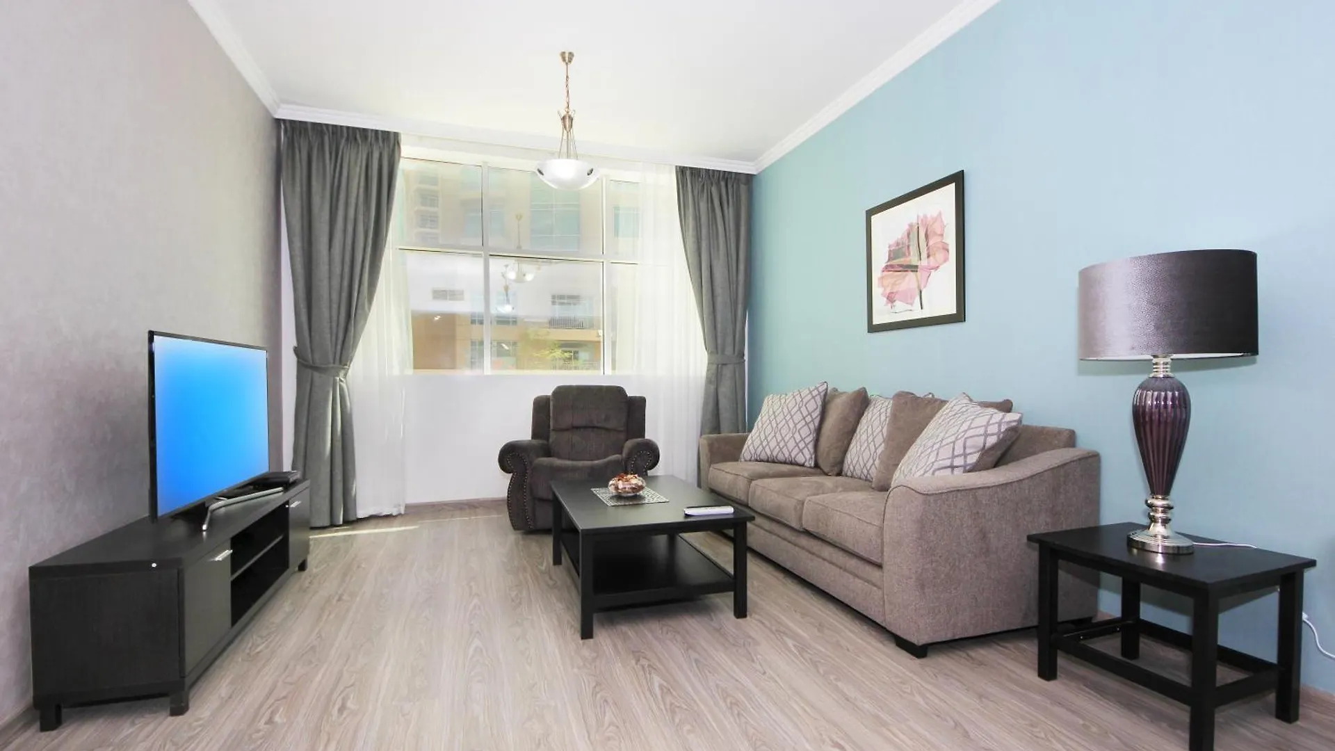 New Arabian Burj Al Nujoom Downtown Dubai 1 Br Apartment