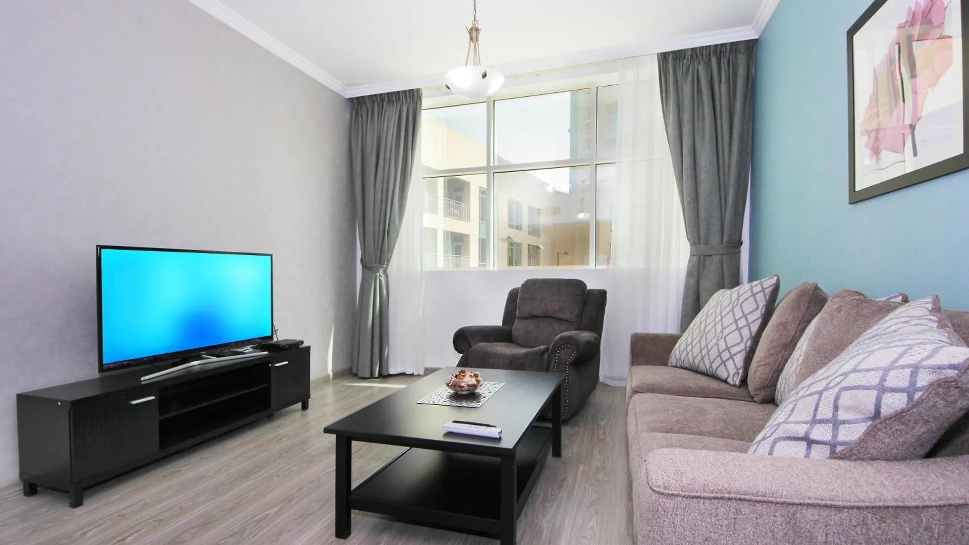 New Arabian Burj Al Nujoom Downtown Dubai 1 Br Apartment